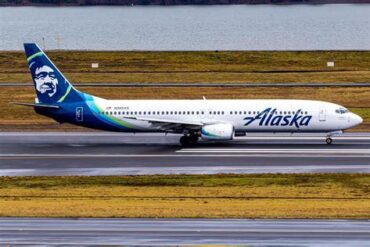 Alaska Airlines Had No Reason To Keep The Boeing 737-900: Why Retirement Was the Obvious Choice