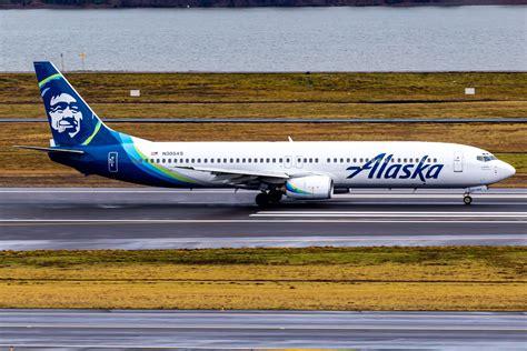 Alaska Airlines Had No Reason To Keep The Boeing 737-900: Why Retirement Was the Obvious Choice