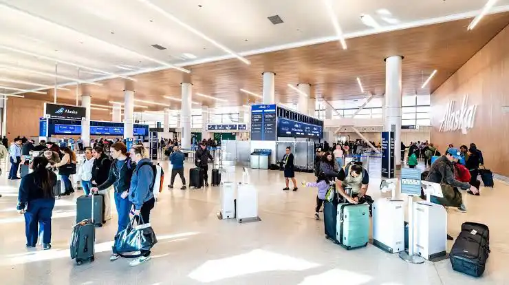 Alaska Airlines passengers connecting through Seattle international terminal