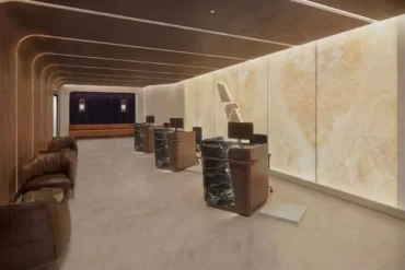 American Airlines Unveils Largest Admirals Club and First Flagship Check-In Experience at DFW