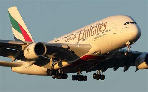 Emirates Airbus A380 Strategy: How Cannibalizing Superjumbos Could Keep the Fleet Flying Until 2041