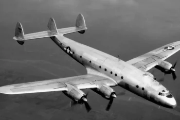 Lockheed Constellation Triple Tail: The Clever Engineering Solution That Solved TWA’s Hangar Challenge