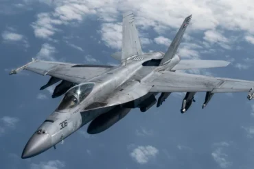 Navy TOPGUN Pilot Recalls Unsettling UFO Encounter During F/A-18 Super Hornet Training