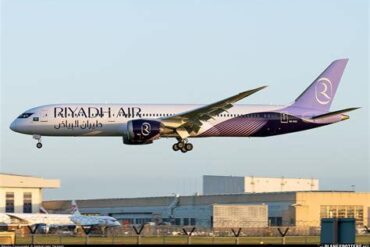 Why Riyadh Air's Boeing 787-9 Dreamliners Use Viasat Instead of Starlink WiFi: The Engineering Challenge Behind the Decision