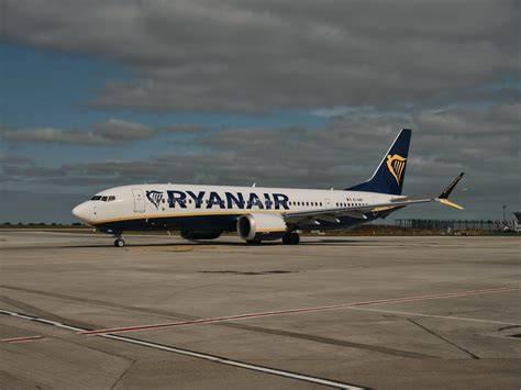 Ryanair, Wizz Air and Seven More Airlines Face Disruption Risk as Gatwick Refuelling Workers Prepare for Strike