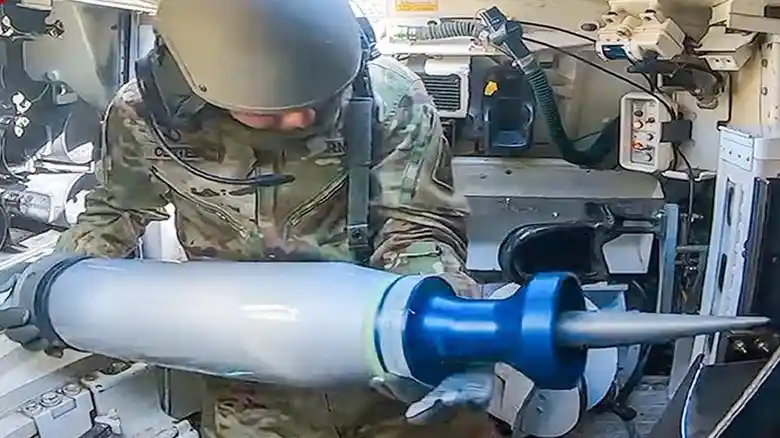 Why Some Modern Tanks Still Use Human Loaders Instead of Autoloaders