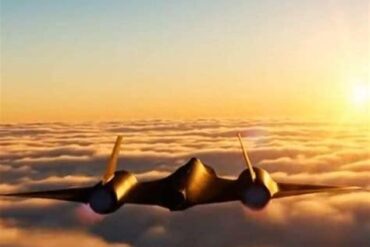How the SR-71 Blackbird Flew So Fast It Overwhelmed an F-4 Phantom II's Radar During the Vietnam War