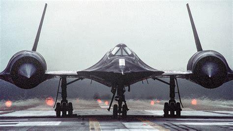 What SR-71 Ground Crews Had To Do After Every Landing That Took Hours To Complete