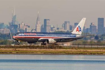 Why American Airlines Flew a Surprising 190-Mile Heathrow–Brussels Route