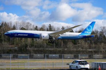 Boeing 777-9s in Washington: Why 30 Finished Jets Are Still Waiting for Airlines