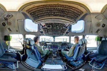 C-17 Globemaster III Digital Cockpit Upgrade: How Boeing Is Preparing the Airlifter to Fly Until 2075
