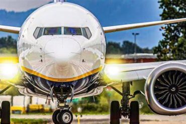 How Much Do Boeing 737 MAX Aircraft Cost in 2026? Prices, Discounts, and Market Value