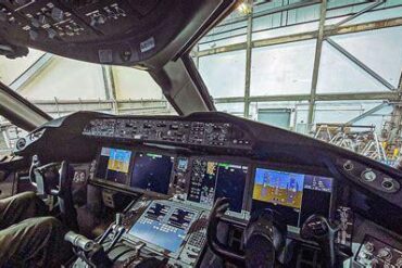 How Much Do Boeing 787 Dreamliner Pilots Make in 2026? Salary, Pay Rates, and Career Earnings