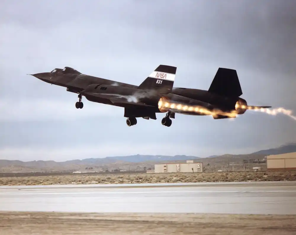 NASA SR-71 Blackbird final flight Edwards Air Force Base 1999