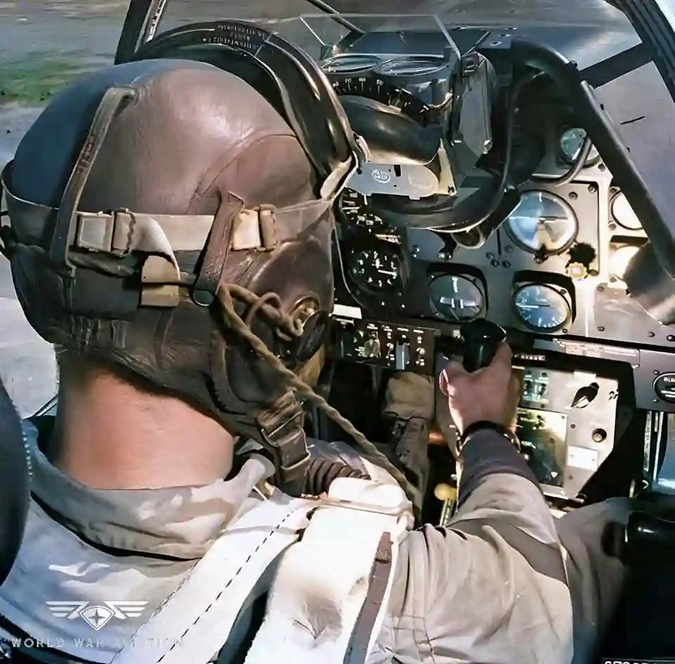P-51 Mustang K-14 gyroscopic gunsight cockpit World War II pilot