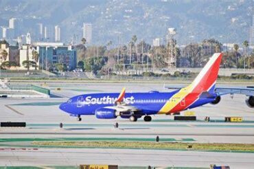 Southwest Airlines Passenger Dies After Multiple CPR Attempts on Dallas-Los Angeles Flight