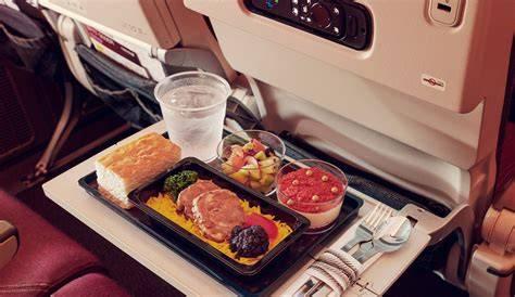 6 Airlines With the World's Best Economy Class Meal Service in 2026