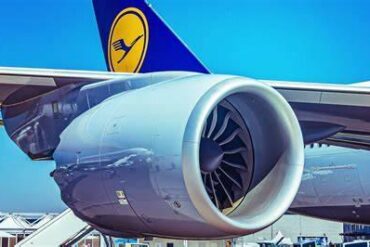 How Airbus and Boeing Ended Engine Choice on Modern Widebody Aircraft