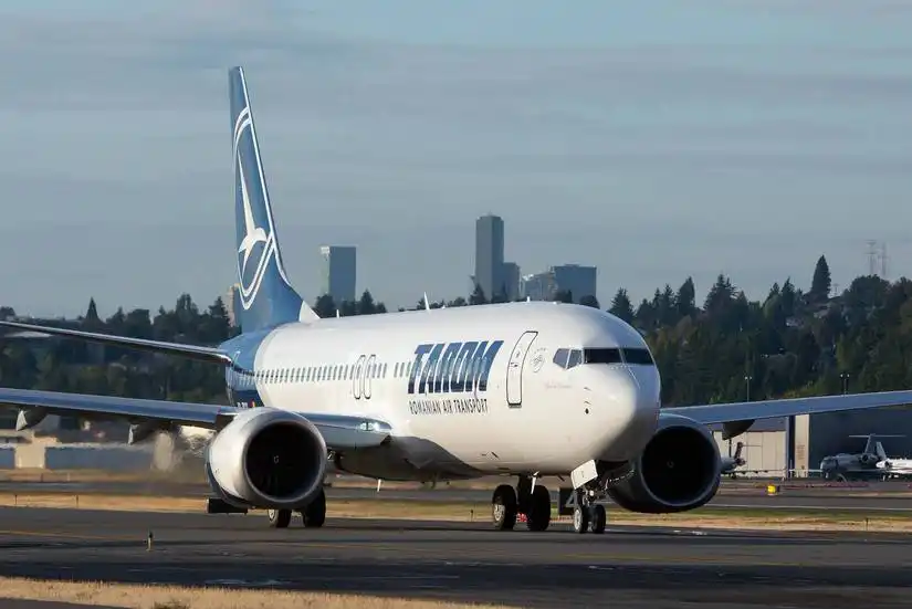 Boeing Delivers Romania’s First 737 MAX 8 as TAROM Prepares for Second Jet This Month