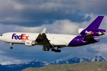 Cargo vs. Passenger Airline Pilot Pay: Who Earns More in 2026?