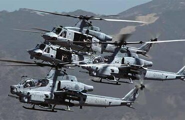 Why the US Marines Choose the AH-1Z Viper and UH-1Y Venom Over Apache and Black Hawk