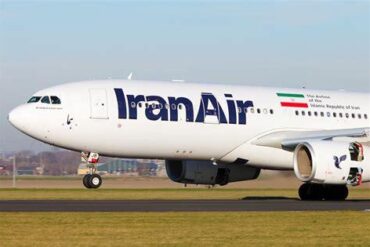 US Threatens Foreign Airports With Dollar Sanctions Over Iranian Airline Flights