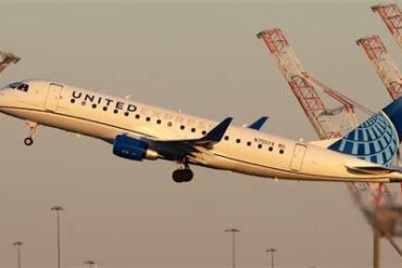 United Express E175 With 72 Aboard Declares Emergency After Cockpit Windshield Shatters