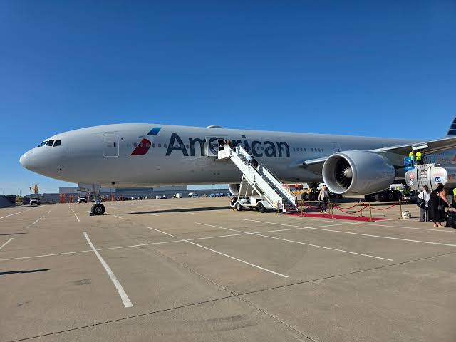 American Airlines Buys Two Used Boeing 777-200ERs Off Lease as Its Widebody Fleet Ages