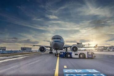 Air Canada’s 2026 Route Cuts: The Full List of 14 Cancelled Flights Across Montreal, Toronto, and Vancouver