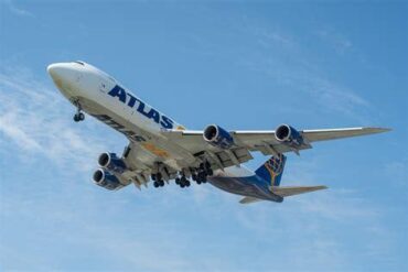 Delta’s Desert-Buried Boeing 747s Are Supplying the Parts Keeping UPS and Atlas Air Freighters Flying