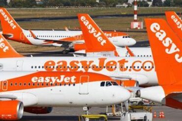 EasyJet Cuts Another 700,000 Seats From Winter Schedule as Rising Fuel Costs Pressure Airlines