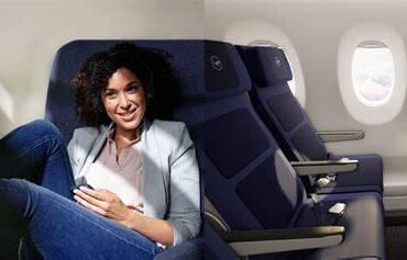 Extra-Legroom Economy: Why A Few Inches of Cabin Space Now Outearn First Class on US Narrowbodies
