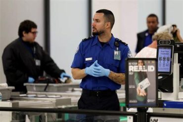 TSA Removes Chairs From Airport ID Checkpoints, Requiring Officers to Stand While Verifying Passengers