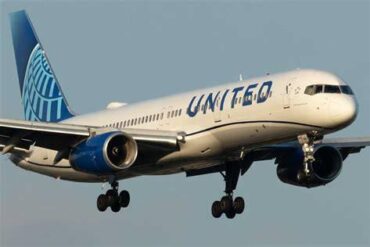 United Airlines Boeing 757 Returns to Dublin After Strong Fuel Odor Forces Overweight Landing