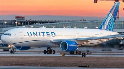 United Airlines Boeing 777 Returns to San Francisco After Right Engine Suffers Severe Vibrations